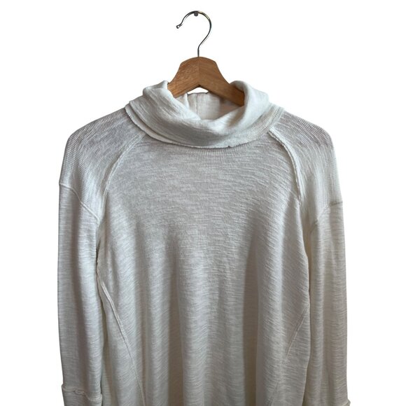 We The Free by Free People White High-Low Mock Neck Sweater Top Women's Size M - Picture 2 of 7